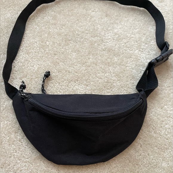Black Fanny Bag - Crossbody Bag - Shoulder Bag… - Picture 2 of 5